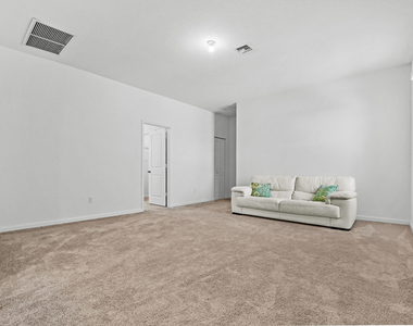 1826 Lake Cove Drive - Photo Thumbnail 19