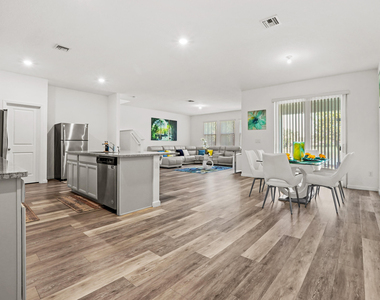 1826 Lake Cove Drive - Photo Thumbnail 17