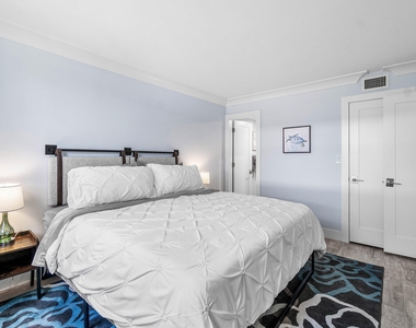 4502 N Federal Highway - Photo Thumbnail 14