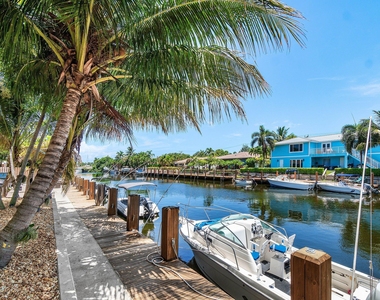 4502 N Federal Highway - Photo Thumbnail 30