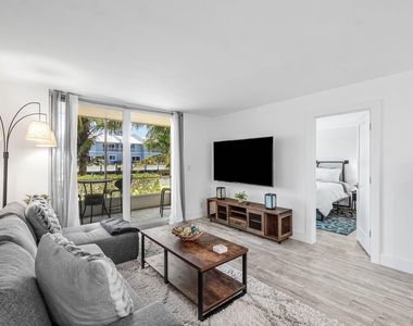 4502 N Federal Highway - Photo Thumbnail 10