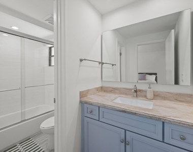 11355 Pond View Drive - Photo Thumbnail 16