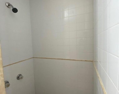 16 Ne 9th Avenue - Photo Thumbnail 5