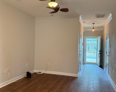 5915 Pisgah Way - Photo Thumbnail 5