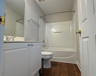 5915 Pisgah Way - Photo Thumbnail 10