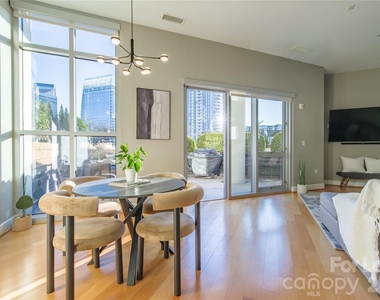 333 W Trade Street W - Photo Thumbnail 2