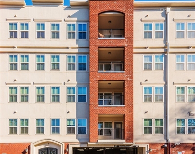 511 Queens Road - Photo Thumbnail 1