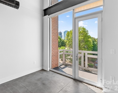 710 W Trade Street - Photo Thumbnail 13