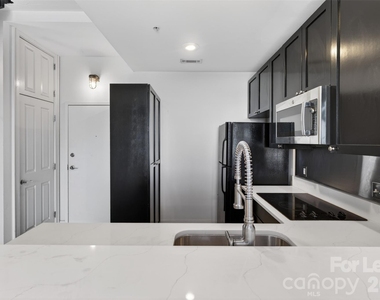 710 W Trade Street - Photo Thumbnail 6