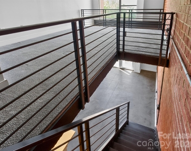 710 W Trade Street - Photo Thumbnail 16