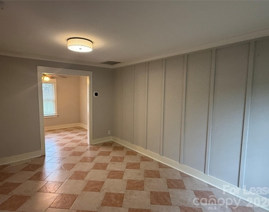 2623 Greenland Avenue - Photo Thumbnail 1