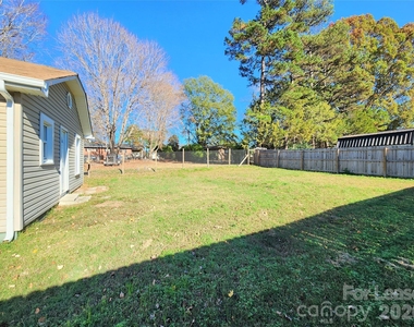 507 S Vance Street - Photo Thumbnail 15