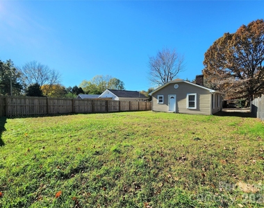 507 S Vance Street - Photo Thumbnail 14