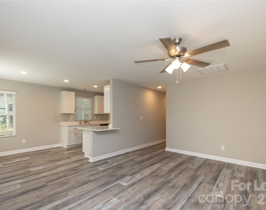 810 Long Street - Photo Thumbnail 6
