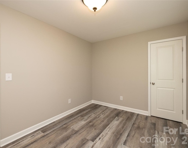 810 Long Street - Photo Thumbnail 28