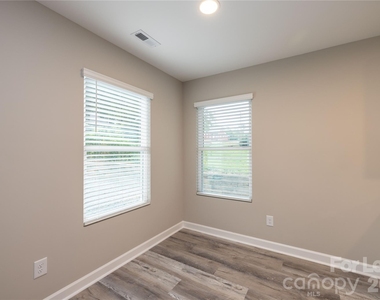 810 Long Street - Photo Thumbnail 9