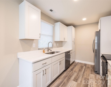 810 Long Street - Photo Thumbnail 13
