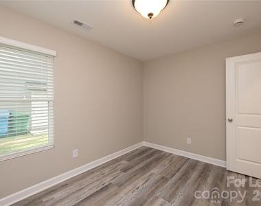 810 Long Street - Photo Thumbnail 29