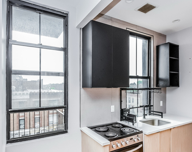 1520 St Johns Place - Photo Thumbnail 3