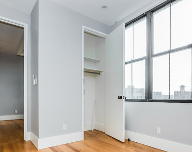 1520 St Johns Place - Photo Thumbnail 4