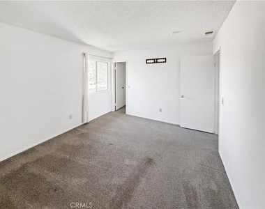 15143 Monterey Avenue - Photo Thumbnail 13