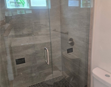 929 E Barbara - Photo Thumbnail 7