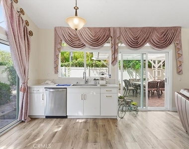 2749 Silver Oak - Photo Thumbnail 15