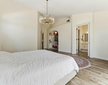 2749 Silver Oak - Photo Thumbnail 22