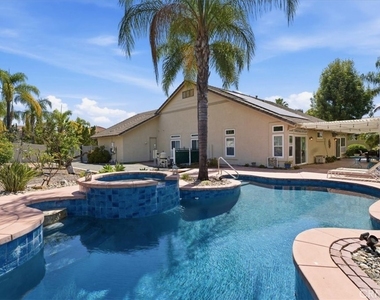 2749 Silver Oak - Photo Thumbnail 34