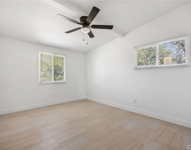 709 W Avenue H12 - Photo Thumbnail 13