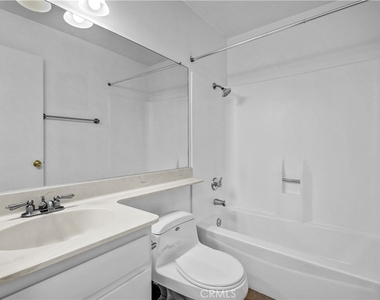 5700 Etiwanda Avenue - Photo Thumbnail 15