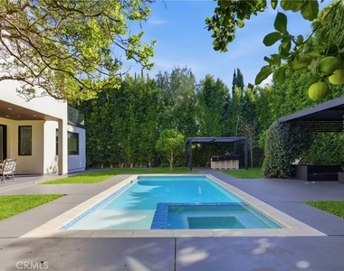 4545 Stern Avenue - Photo Thumbnail 40