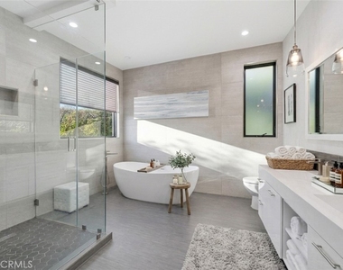 4545 Stern Avenue - Photo Thumbnail 19