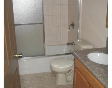 1974 Estrella Avenue - Photo Thumbnail 5