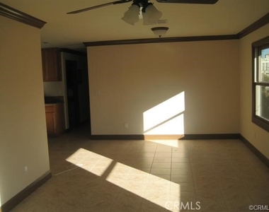 1974 Estrella Avenue - Photo Thumbnail 2