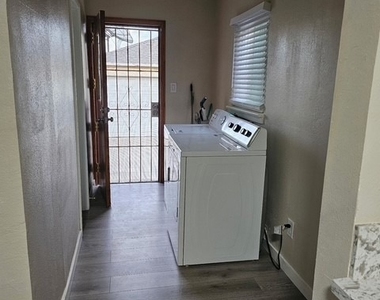 8900 S 10th - Photo Thumbnail 33