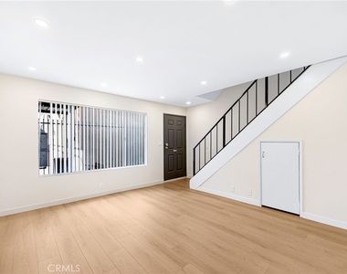 333 Riverdale Drive - Photo Thumbnail 1