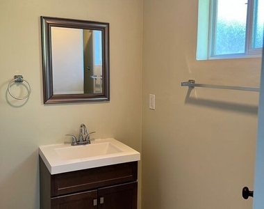 2118 Marengo Avenue - Photo Thumbnail 4