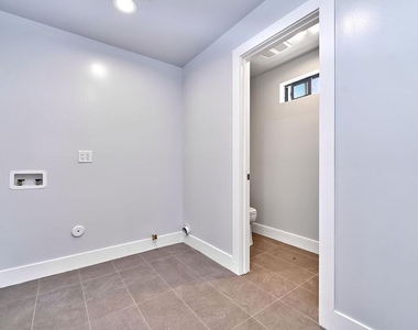 102 Marion Boulevard - Photo Thumbnail 7