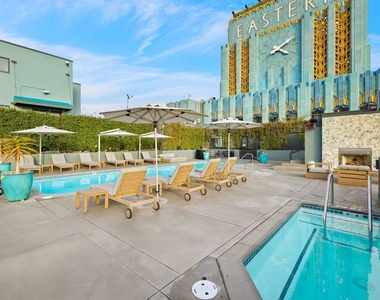 849 S Broadway - Photo Thumbnail 19