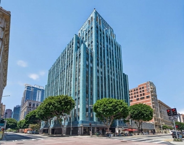 849 S Broadway - Photo Thumbnail 28