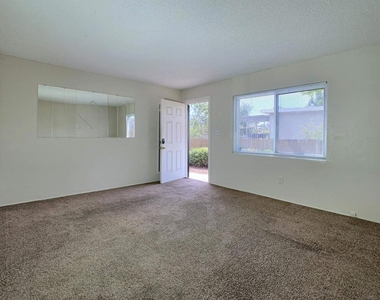 6190 Dixie Dr - Photo Thumbnail 7