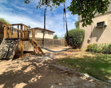 6190 Dixie Dr - Photo Thumbnail 16