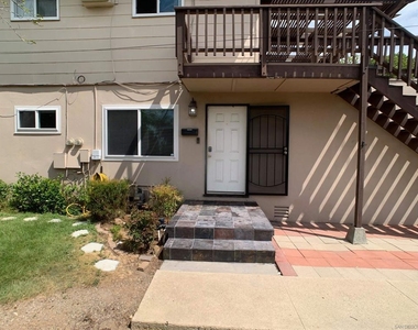 6190 Dixie Dr - Photo Thumbnail 17