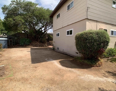 6190 Dixie Dr - Photo Thumbnail 14