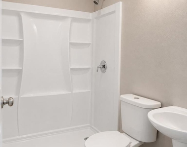 3858 41st Street - Photo Thumbnail 4