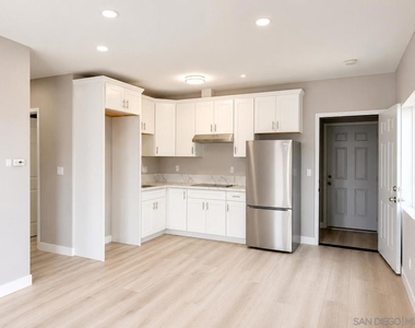3858 41st Street - Photo Thumbnail 1