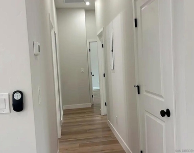 1226 Fern Ave - Photo Thumbnail 9