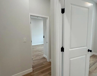 1226 Fern Ave - Photo Thumbnail 14