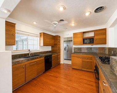 77110 Indiana Avenue - Photo Thumbnail 5